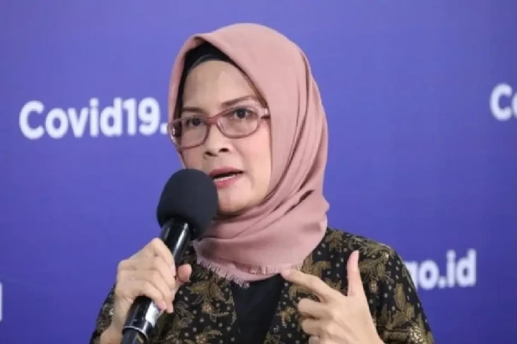 Profil Adita Irawati,...
