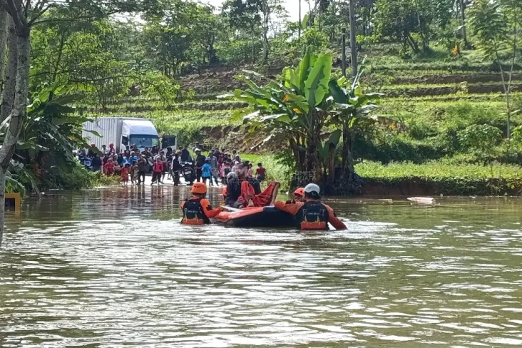 DMC Dompet Dhuafa dan...