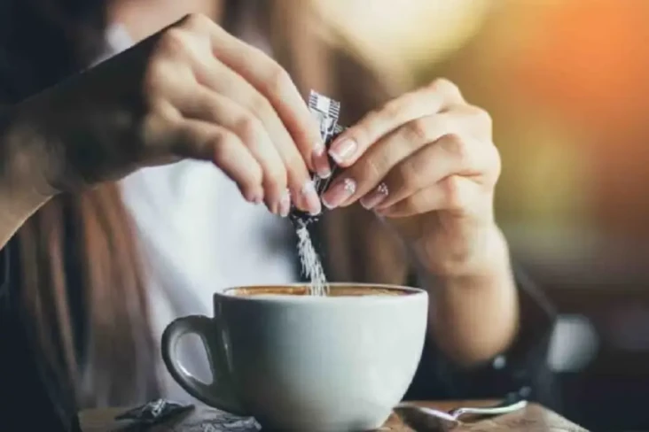 6 Bahaya Minum Kopi...