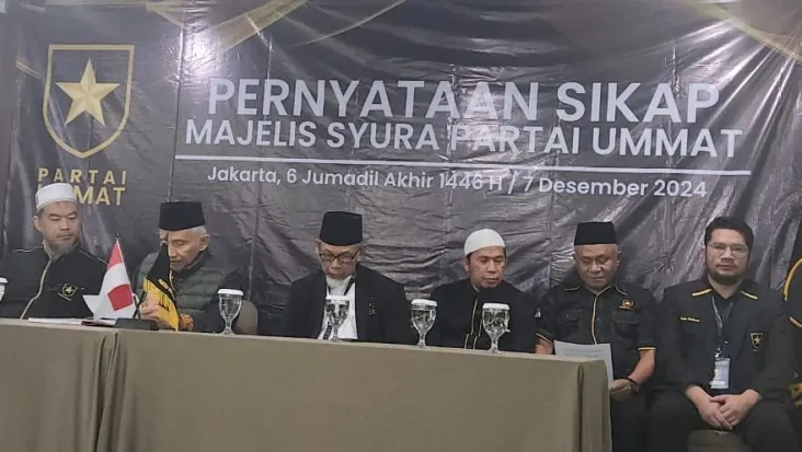 Amien Rais Bacakan 6...