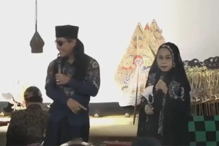 Yati Pesek Masih Sakit...