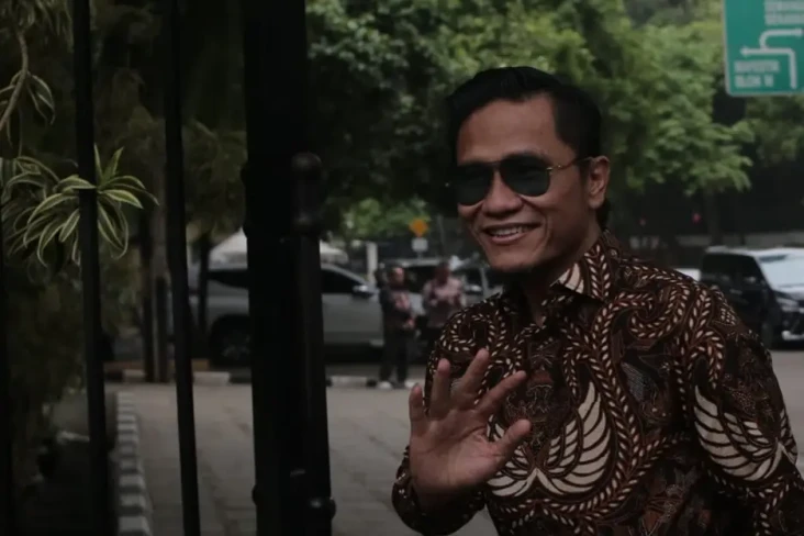 Apakah Gus Miftah Alumni...