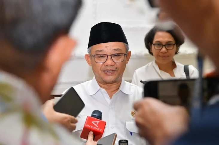 Berapa Gaji Menteri...