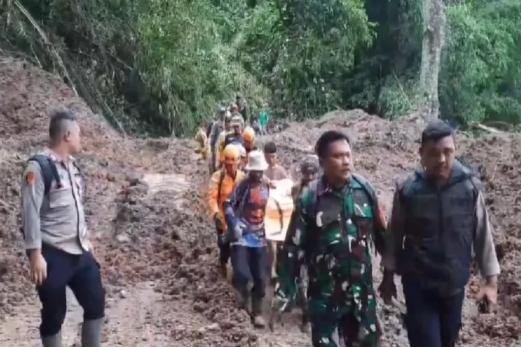 Korban Terakhir Longsor...