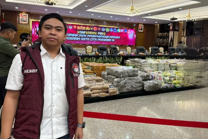Ungkap 416,7 Kg Sabu,...