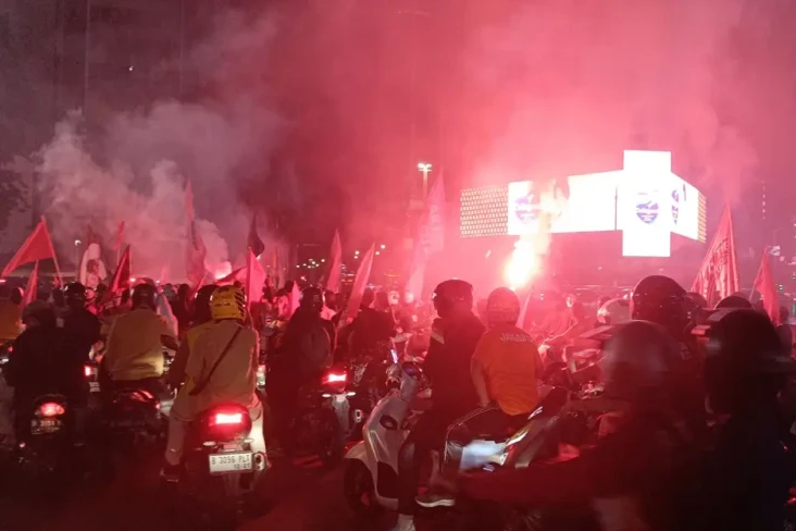 Momen Kemeriahan Perayaan...