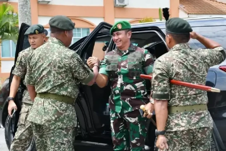 Profil Mayjen TNI Iwan...