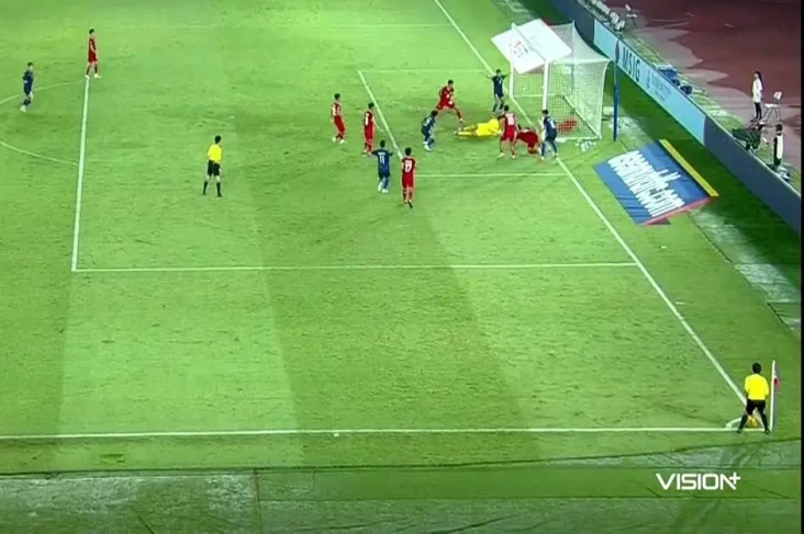Timnas Indonesia vs...