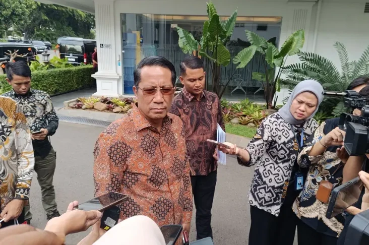 Prabowo Lempar Wacana...