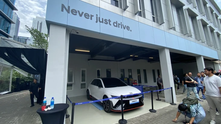 Ada Apa Aja di N Brand...