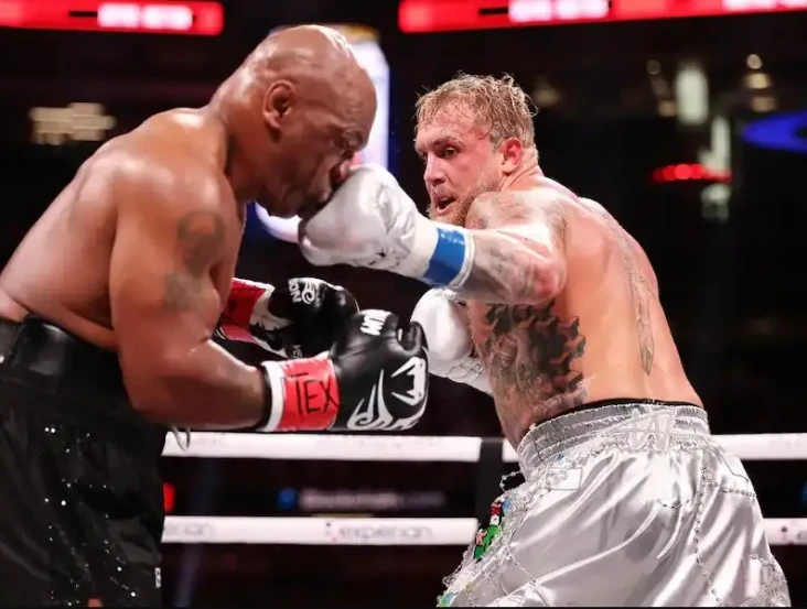 Geger Mike Tyson Nge-blank...