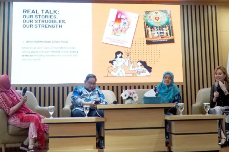 Puisi Esai: Gerakan...