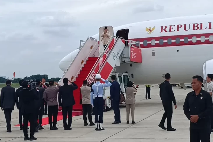 Kunjungi Mesir, Prabowo:...