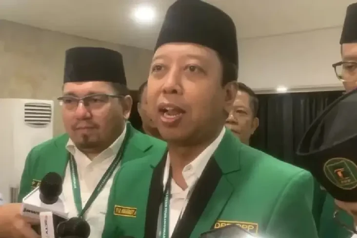 Rommy Tegaskan Posisi...