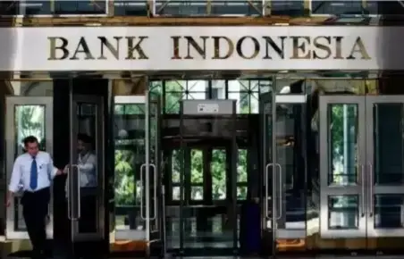 Ekonom Prediksi BI Tahan...