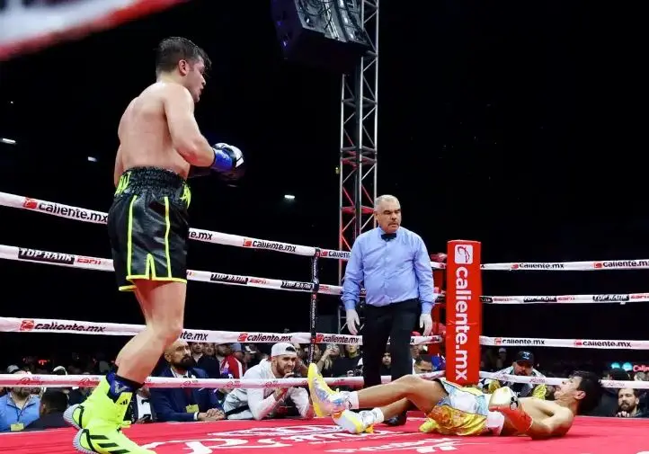 Kalah KO, Jaime Munguia...
