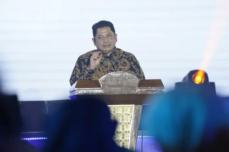 Kemenag Raih Predikat...