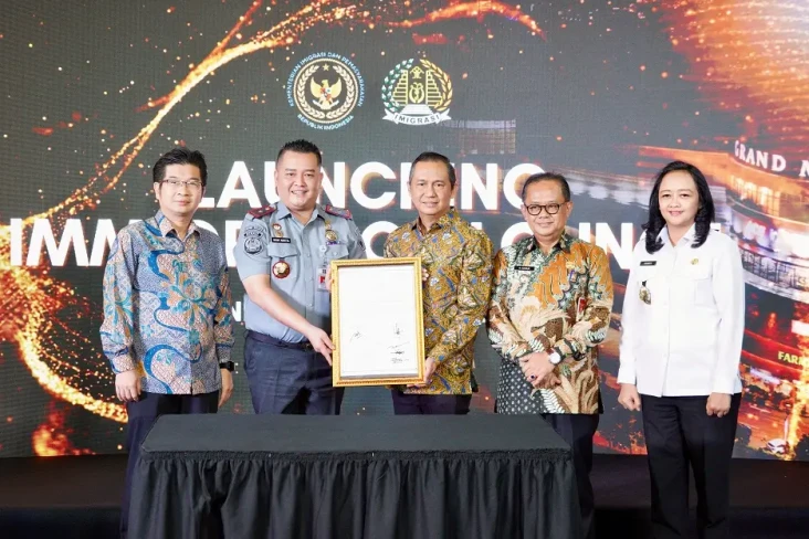 Permudah Pelayanan,...
