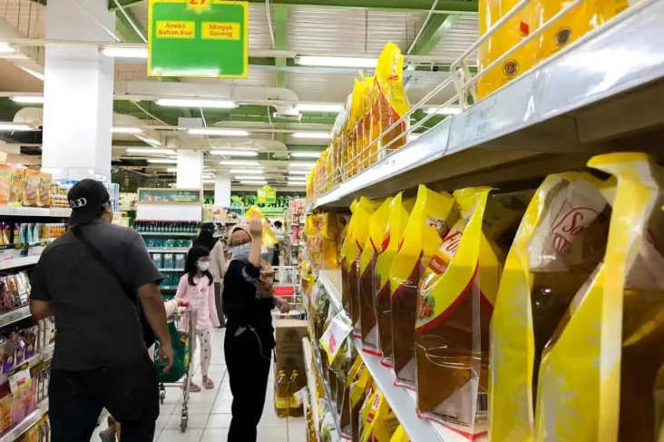 PPN Naik 12% di Tengah...