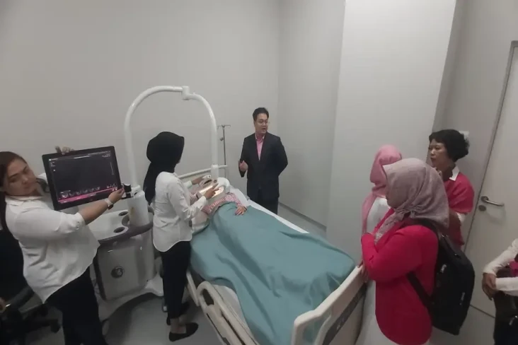Ciputra Hospital Surabaya...