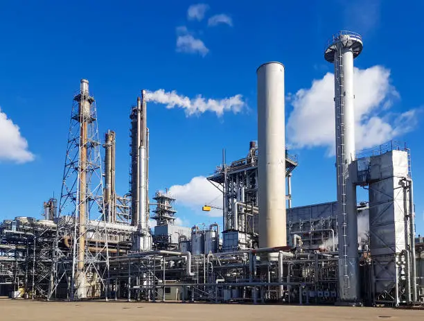 Investasi Industri Petrokimia...
