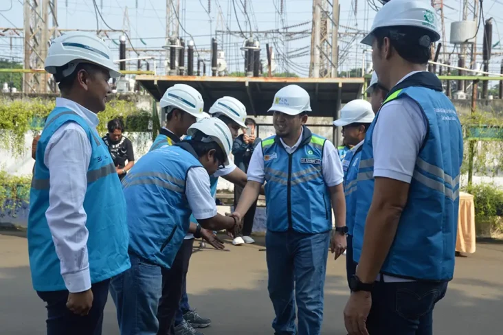Perayaan Natal dan Tahun...