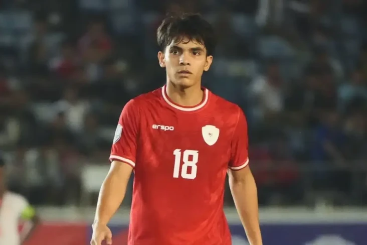 5 Potret Tampan Victor...