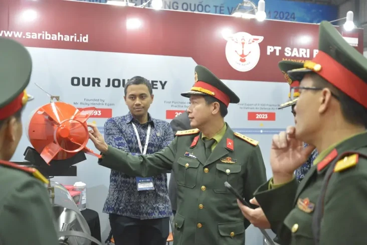 Bom Buatan Indonesia...