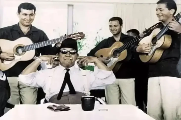 Kisah Bung Karno Dipecat...