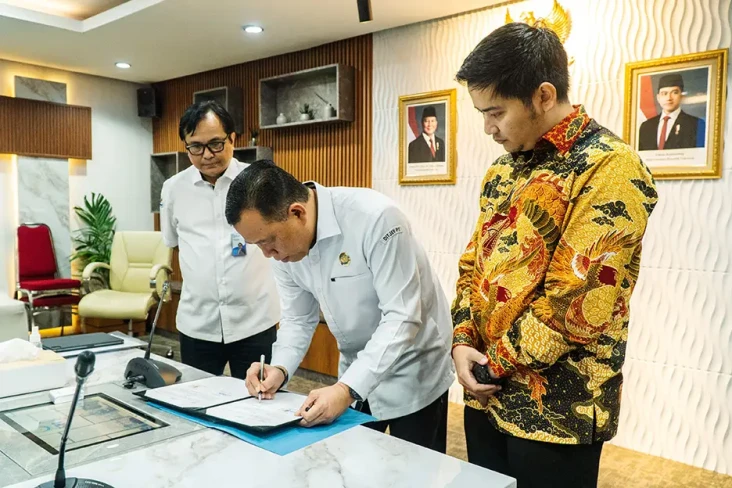Dukung Program Makan...