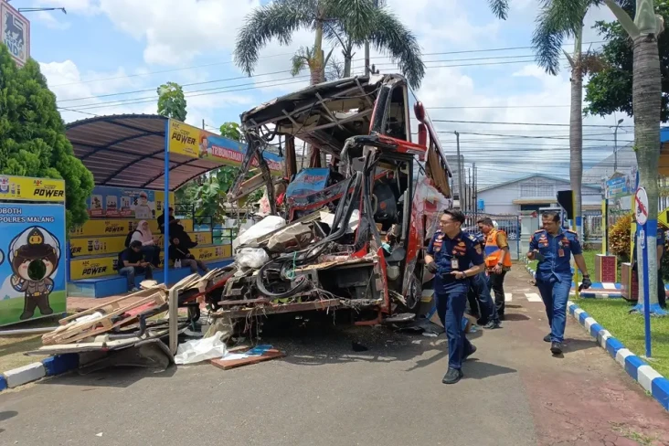 Mayoritas 8 Korban Kecelakaan...