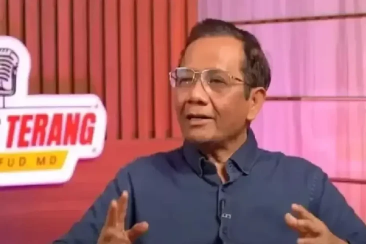 Sekjen PDIP Hasto Ditetapkan...