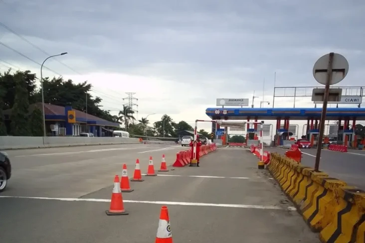 Contraflow Diberlakukan...