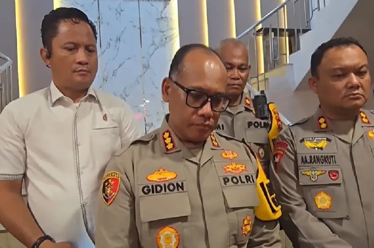 Polisi Tepis Kabar Warga...