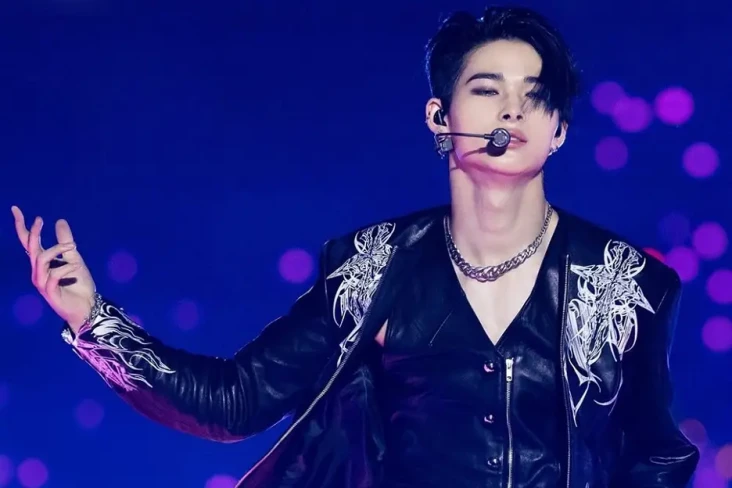 10 Idol K-Pop Pria Paling...