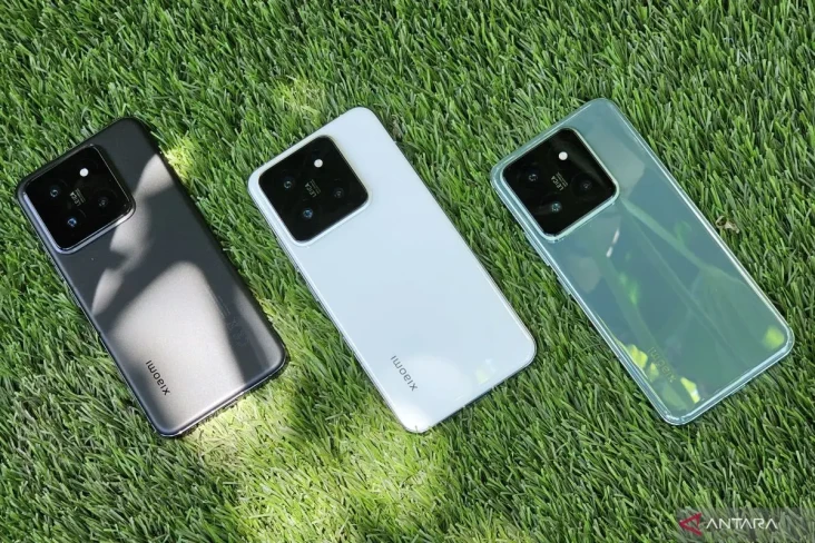 10 HP Xiaomi Terbaik...