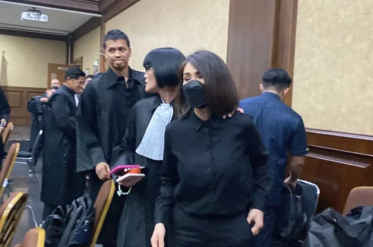 Helena Lim Cuma Divonis...