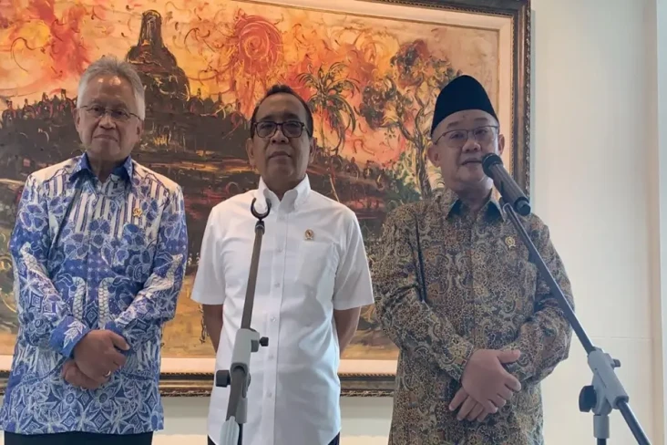 Anggaran Renovasi 10...