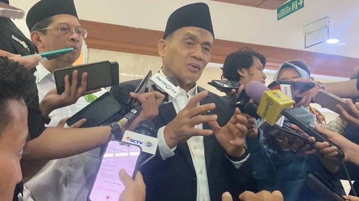 Sekolah Libur Sebulan...