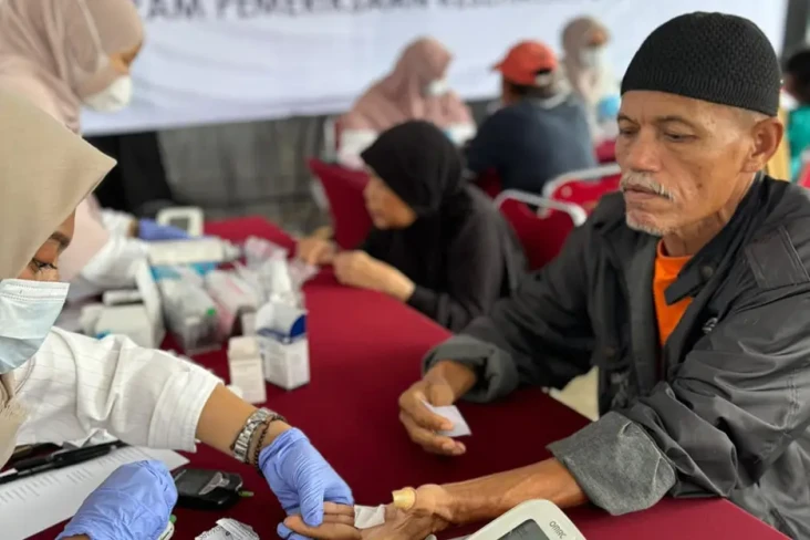 Baksos Kesehatan MNC...