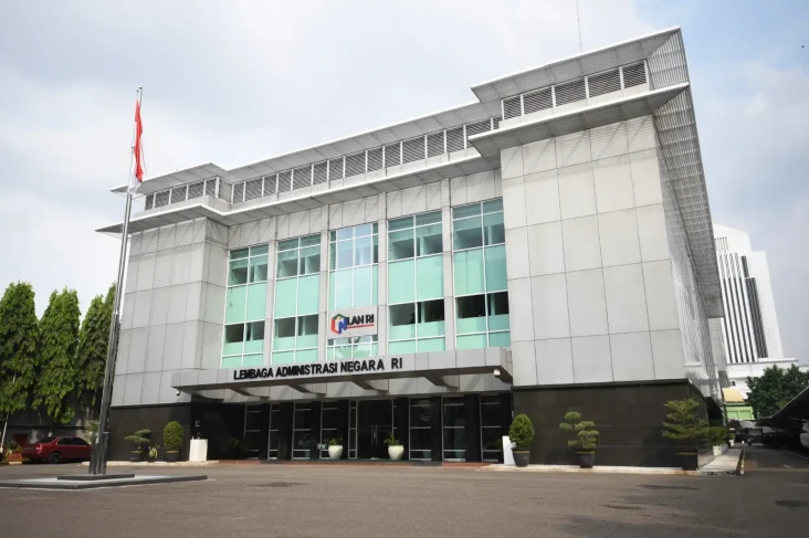 Lembaga Administrasi...
