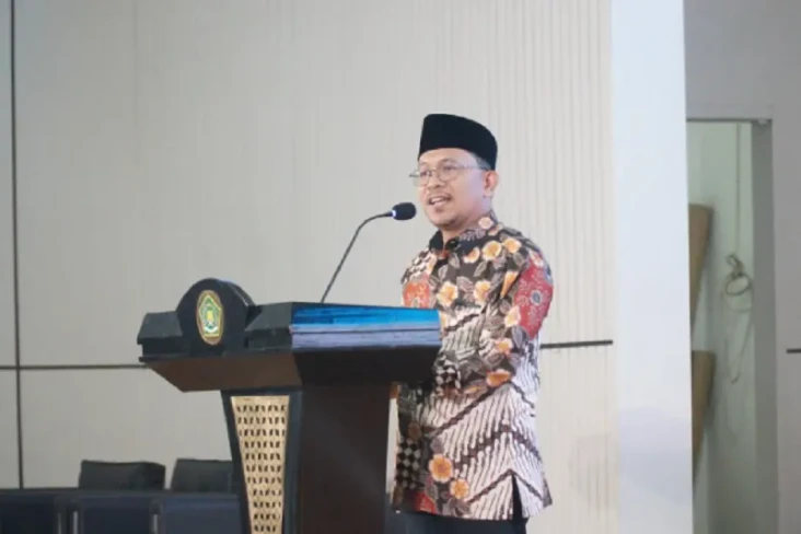 Pusat Kerukunan Umat...