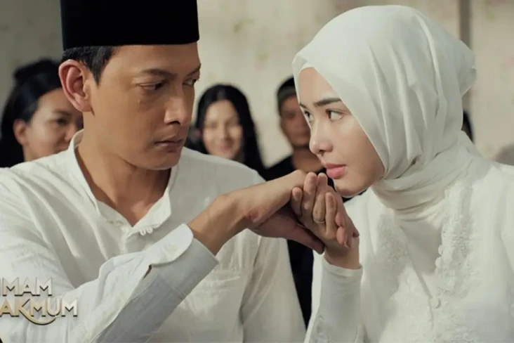 4 Film Indonesia Tayang...