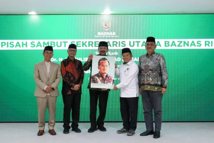 Gantikan Muchlis Hanafi,...