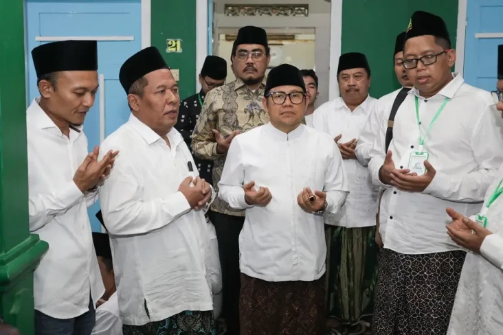 Kenang KH Bisri Syansuri...