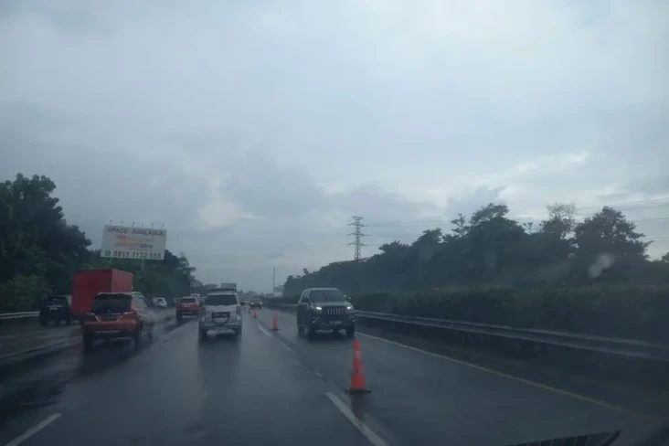 Arus Balik dari Puncak,...