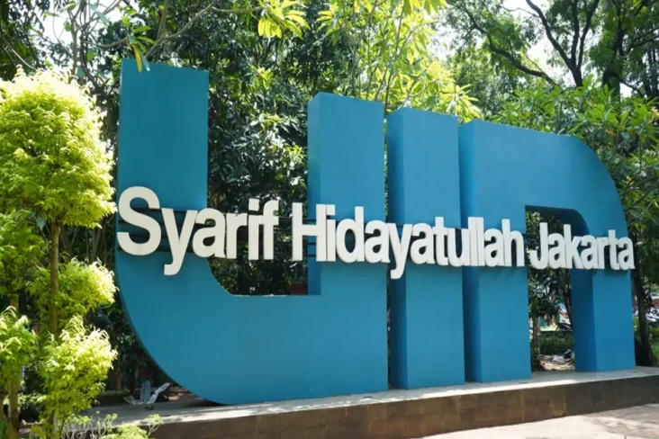 10 UIN Terbaik di Indonesia...