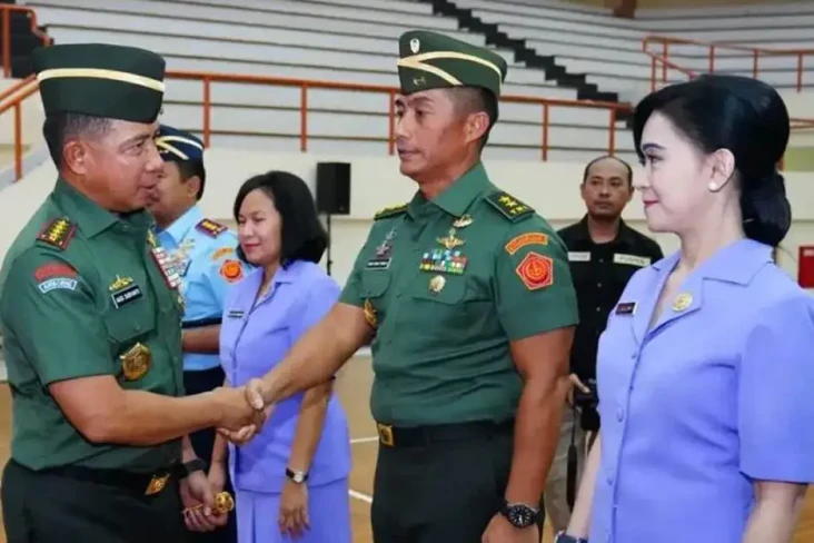 5 Perwira TNI AD Digeser...