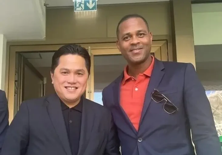 Kelebihan Patrick Kluivert:...