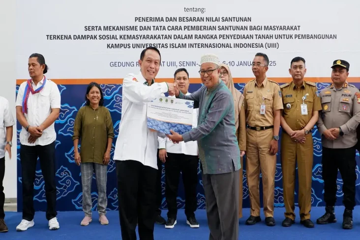 Kemenag Kembali Salurkan...